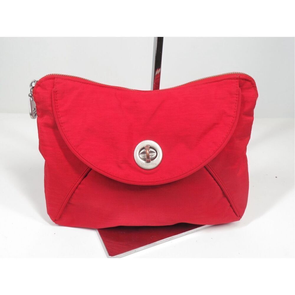 Baggallini Rio Travel Purse Womens Clutch Only Nylon Pockets Red